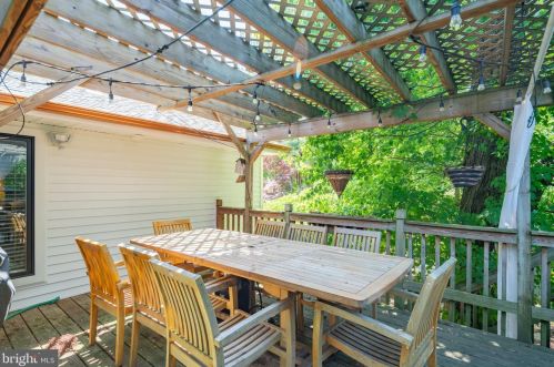 434 Lakeview Ave, Tavistock NJ  08033-1612 exterior