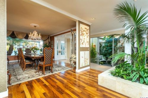 1629 Heather Ridge Dr, Glendale CA  91207-1035 exterior