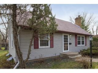 1898 Pascal St, Saint Paul, MN 55113-6149