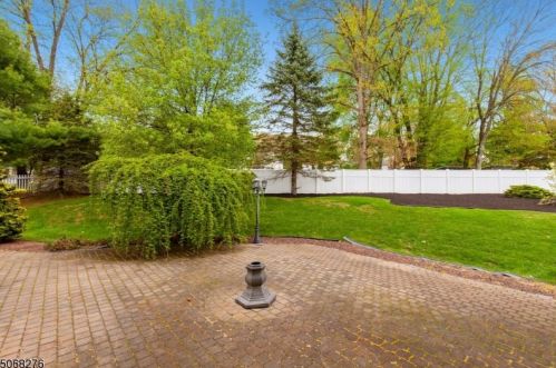 29 Autumn Dr, Dover, NJ 07803-2439