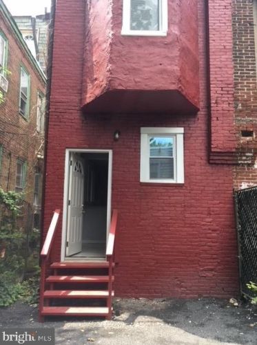 2143 29th St, Philadelphia PA  19121-1205 exterior