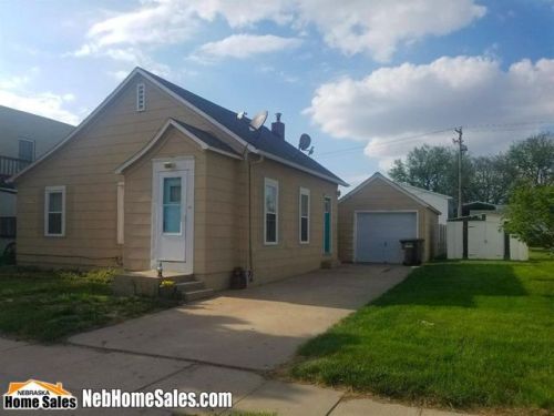 360 1st St, Utica, NE 68456-6061