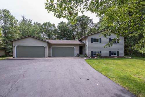 4953 Baywood Rd, Brainerd, MN 56425-8228
