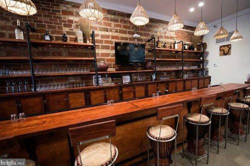 654 Kennebec Ave, Silver Spring MD  20912-6233 exterior