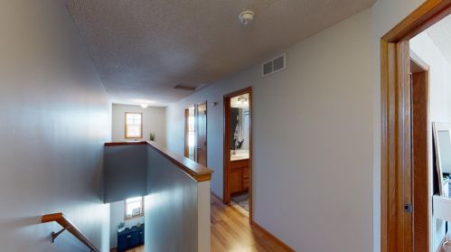 1091 Barclay St, Saint Paul MN  55106-1405 exterior
