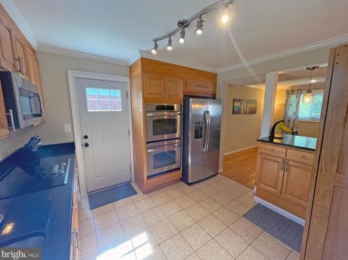 11802 Charles Rd, Silver Spring MD 20906-4606 exterior