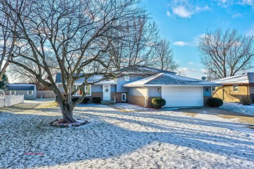 317 Heritage Ln, Ottawa, IL 61350-4704