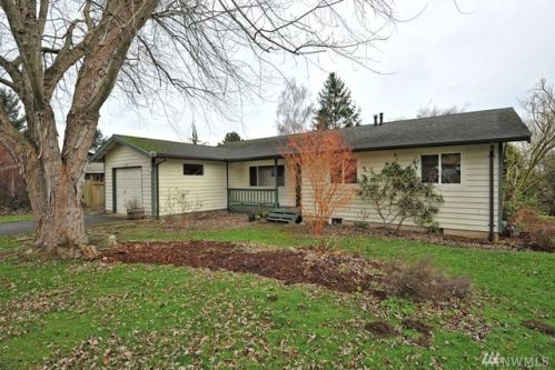 6122 Snowden Dr, Ferndale, WA 98248-9349