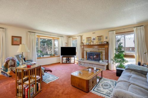 1736 Lake View Dr, Fort Collins, CO 80524