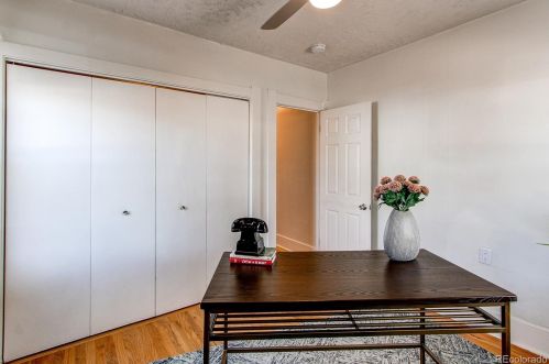 2202 Marion St, Denver CO  80205-5247 exterior