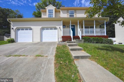 19 Edgewater Ct, Erial, NJ 08081-9500