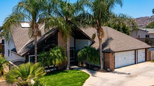 211 East St, Norco, CA 92860-2132