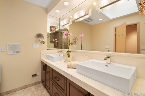 2740 Edgewood Ln, Bannockburn IL  60015-1617 exterior