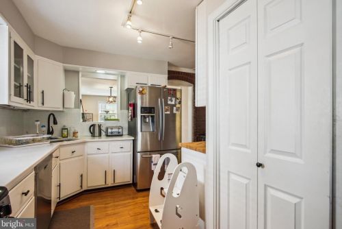 10130 Brookmoor Dr, Silver Spring MD 20901-2712 exterior