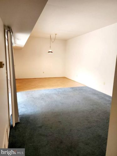 50 Valleybrook Dr, Lancaster PA  17601-4612 exterior