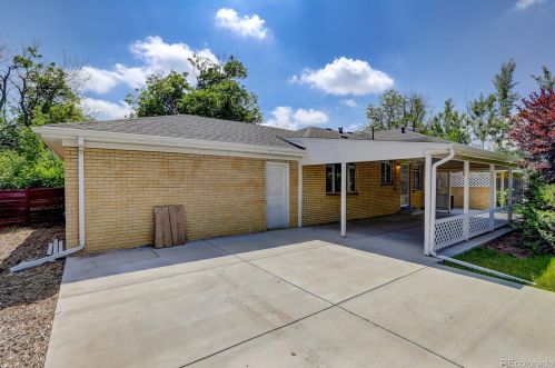 2211 Nome St, Denver, CO 80010-1623
