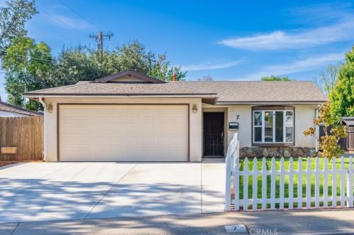 7 Doris Way, Chico, CA 95926-1703
