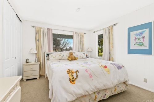 1543 Harle Pl, Anaheim CA  92802-2510 exterior