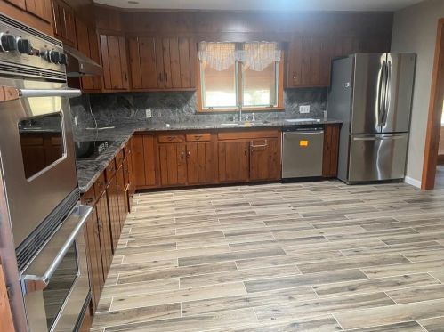23 Bradford Rd, Westerly RI  02808-1428 exterior