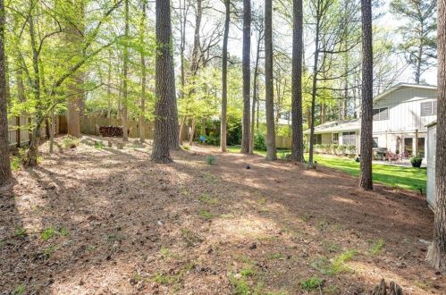 2522 Fontainebleau Dr, Atlanta GA  30360-1230 exterior