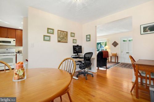 2303 Darrow St, Silver Spring MD 20902-4918 exterior