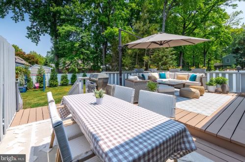 1205 Oakwood Rd, Haddonfield NJ 08033-3632 exterior