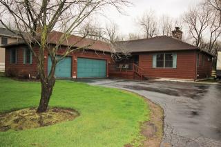 10318 Kendall Ave, Barrington Hills, IL 60102