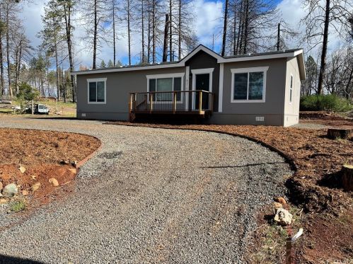 6210 Oliver Rd, Paradise, CA 95969-3116