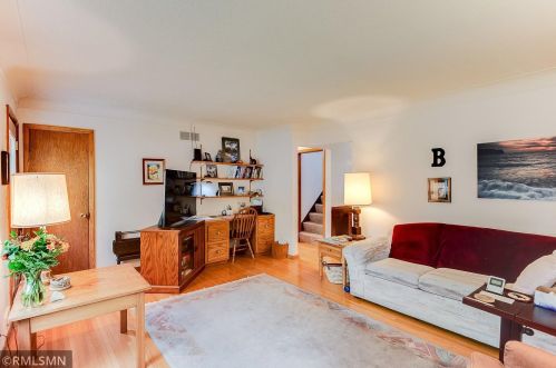 385 3rd Ave, Saint Paul MN  55112-7844 exterior