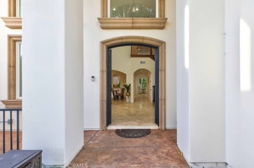 4719 Tobias Ave, Van Nuys CA  91403-2826 exterior