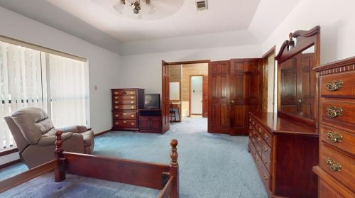 78 Vlg Hl Ln, Conroe TX  77304-3527 exterior
