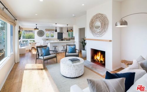 1237 De La Guerra St, Santa Barbara, CA 93103-2444
