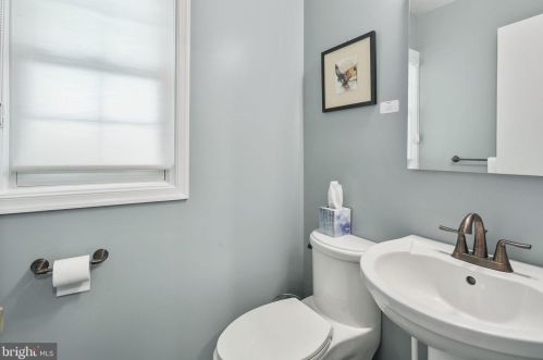 10615 Meadowhill Rd, Silver Spring MD 20901-1532 exterior