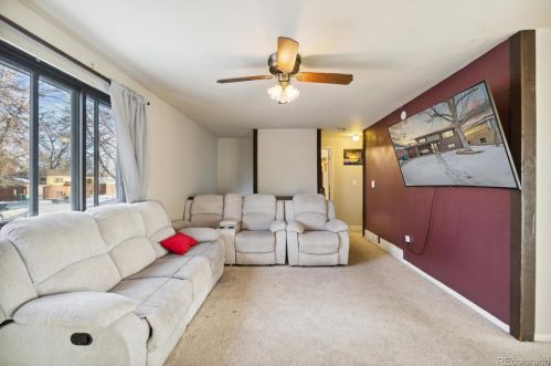 3103 Zion St, Aurora CO  80011-2207 exterior