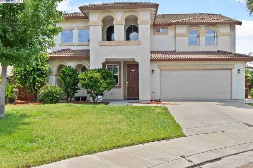 8920 Mt Eddy Ct, Stockton, CA 95212-3473