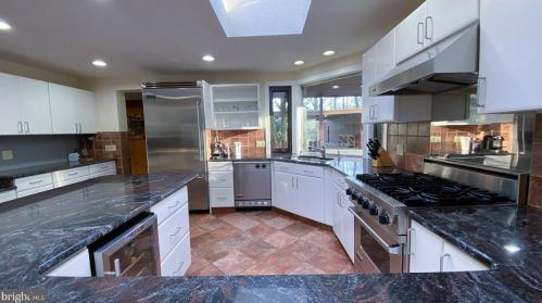 307 Stockton Ave, Wenonah, NJ 08090-1943
