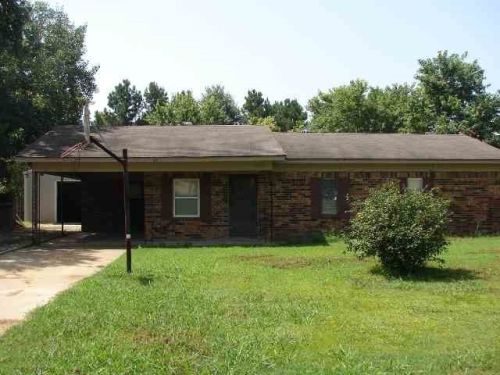 451 Deborah St, Bono, AR 72416-9633