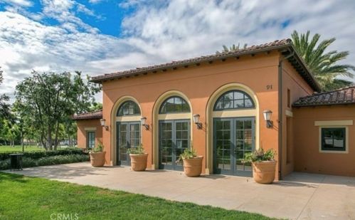 66 White Sage, Irvine CA 92618-8803 exterior