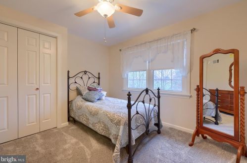 2078 Jarvis Rd, Lancaster PA  17601-6026 exterior