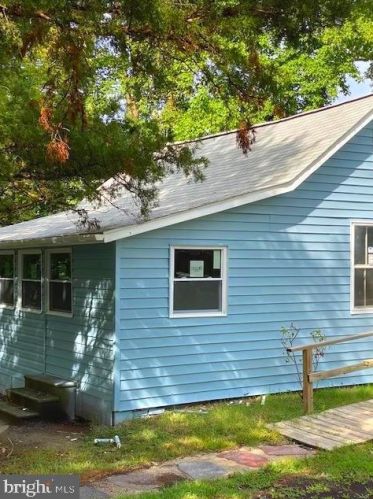 4949 Bonniewood Dr, Shady Side MD  20764-9674 exterior