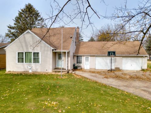 506 Blaine St, Alden, IL 60033-1808