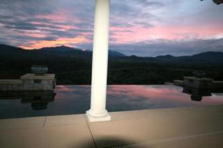 808 Coggins St, Redding, CA 96003-5385