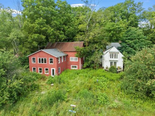 90 Stickney Hill Rd, Concord, NH 03301-8309