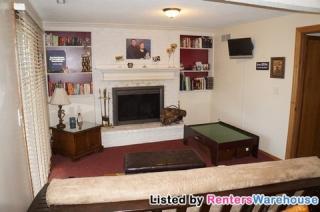2299 Amberwood Dr, Saint Paul MN  55125-3006 exterior