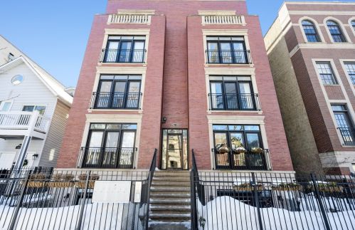 947 Montana St, Chicago, IL 60614-2429