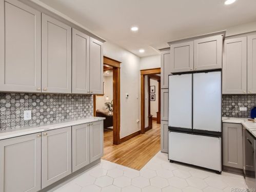 914 Ogden St, Denver CO  80209-4426 exterior