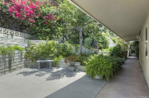 1660 Cielito Dr, Glendale CA  91207-1022 exterior