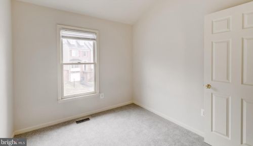 8731 Stone Hl Pl, Springfield VA  22153-1718 exterior