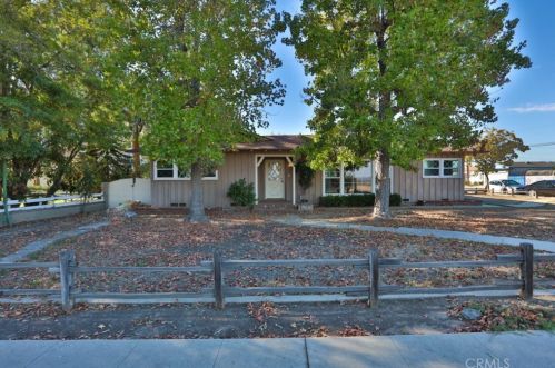 801 Bluff Rd, Montebello, CA 90640-5921
