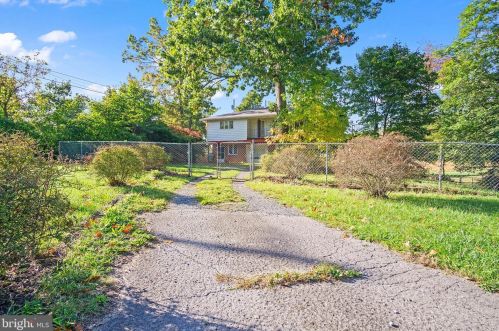 9708 Martinsburg Rd, Hedgesville, WV 25427-3374